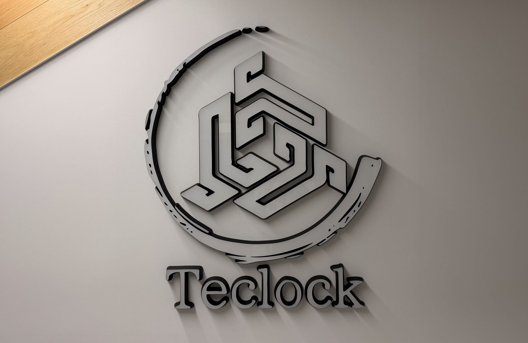 オフィスのTeclockロゴサイン
